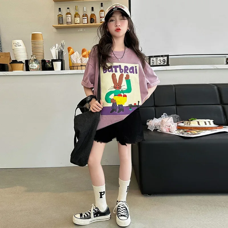 Children Clothing Girls Striped T-shirt Top + Sports Shorts Set, Loose Korean Style Casual Two-piece Set Loungewear Outfit
Children Clothing Girls Striped T-shirt Top + Sports Shorts Set, Loose Korean Style Casual Two-piece Set Loungewear Outfit