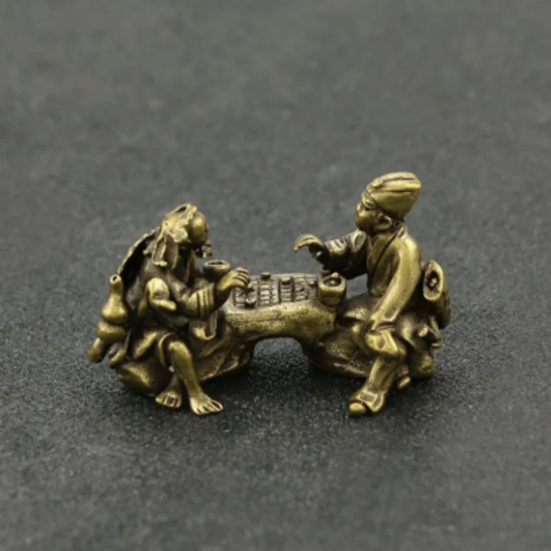 Antique copper mini chess figure statue ornament handle piece office home desktop decoration Retro handicrafts
Antique copper mini chess figure statue ornament handle piece office home desktop decoration Retro handicrafts