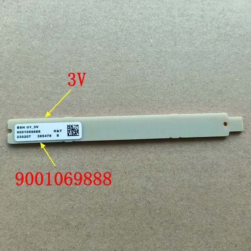 For Siemens Bosch BSH 9001030205 9001069888 BSH tl1_3V Refrigeration Lighting LED Strip Refrigerator Parts
For Siemens Bosch BSH 9001030205 9001069888 BSH tl1_3V Refrigeration Lighting LED Strip Refrigerator Parts