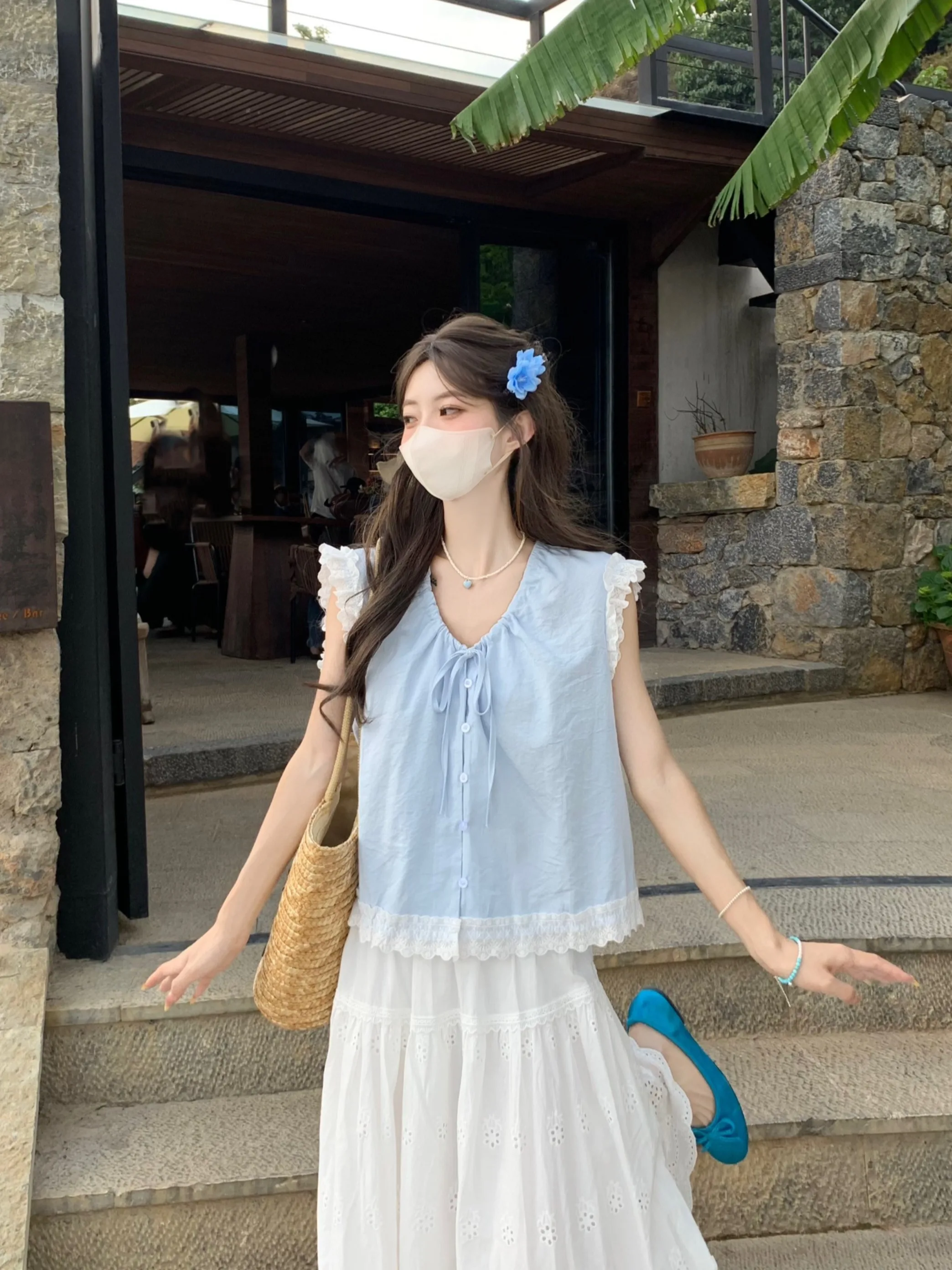 Sweet Lace Trim Sleeveless Shirt Women Summer 2026 Loose Midi Skirt Two Piece Set Age Reducing Casual V Neck Polyester Fiber
Sweet Lace Trim Sleeveless Shirt Women Summer 2026 Loose Midi Skirt Two Piece Set Age Reducing Casual V Neck Polyester Fiber