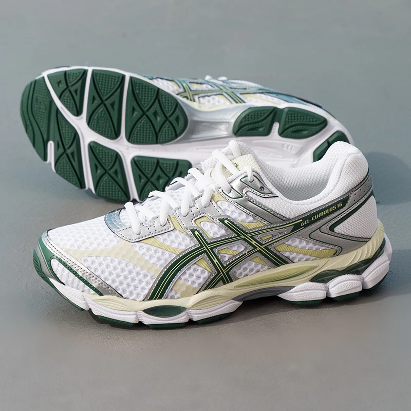 Asics Men's and Women's Sports Shoes Gel-Cumulus 16 Trendy Fashion Cushioning Casual Shoes 1203A733-105
Asics Men's and Women's Sports Shoes Gel-Cumulus 16 Trendy Fashion Cushioning Casual Shoes 1203A733-105