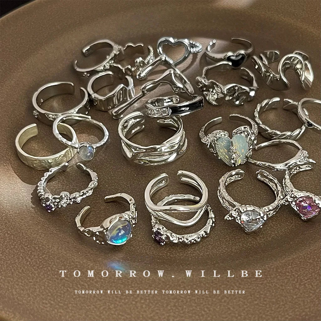 Personalized High Grade Sense Irregular Liquid Ring For Women New Trend Fashion Niche Minimalist Index Finger Jewelry Wholesale
Personalized High Grade Sense Irregular Liquid Ring For Women New Trend Fashion Niche Minimalist Index Finger Jewelry Wholesale