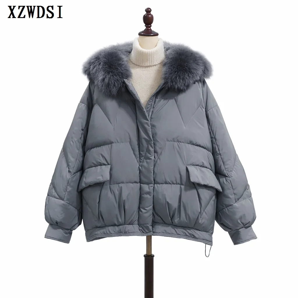 Winter Women Puffer Jacket Bubble Style Thermal Warm Down Coat Oversize Short Outerwear with Real Fox Fur Collar
Winter Women Puffer Jacket Bubble Style Thermal Warm Down Coat Oversize Short Outerwear with Real Fox Fur Collar