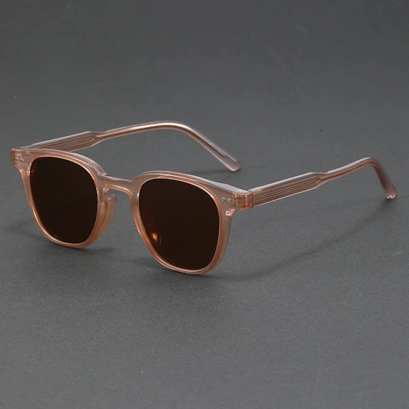 Japanese retro style round small frame pin sunglasses men and women small face driving polarized anti-ultraviolet sunglasses
Japanese retro style round small frame pin sunglasses men and women small face driving polarized anti-ultraviolet sunglasses
