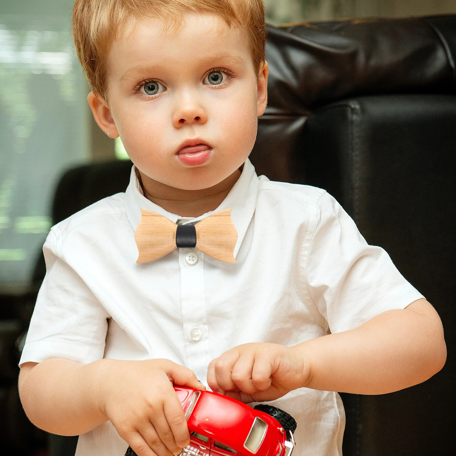 1pc Kids Bow Tie Premium Fabric Children's Dress Bow Ties for Wedding Party Formal Events Elegant Party Suit Decoration Festival
1pc Kids Bow Tie Premium Fabric Children's Dress Bow Ties for Wedding Party Formal Events Elegant Party Suit Decoration Festival