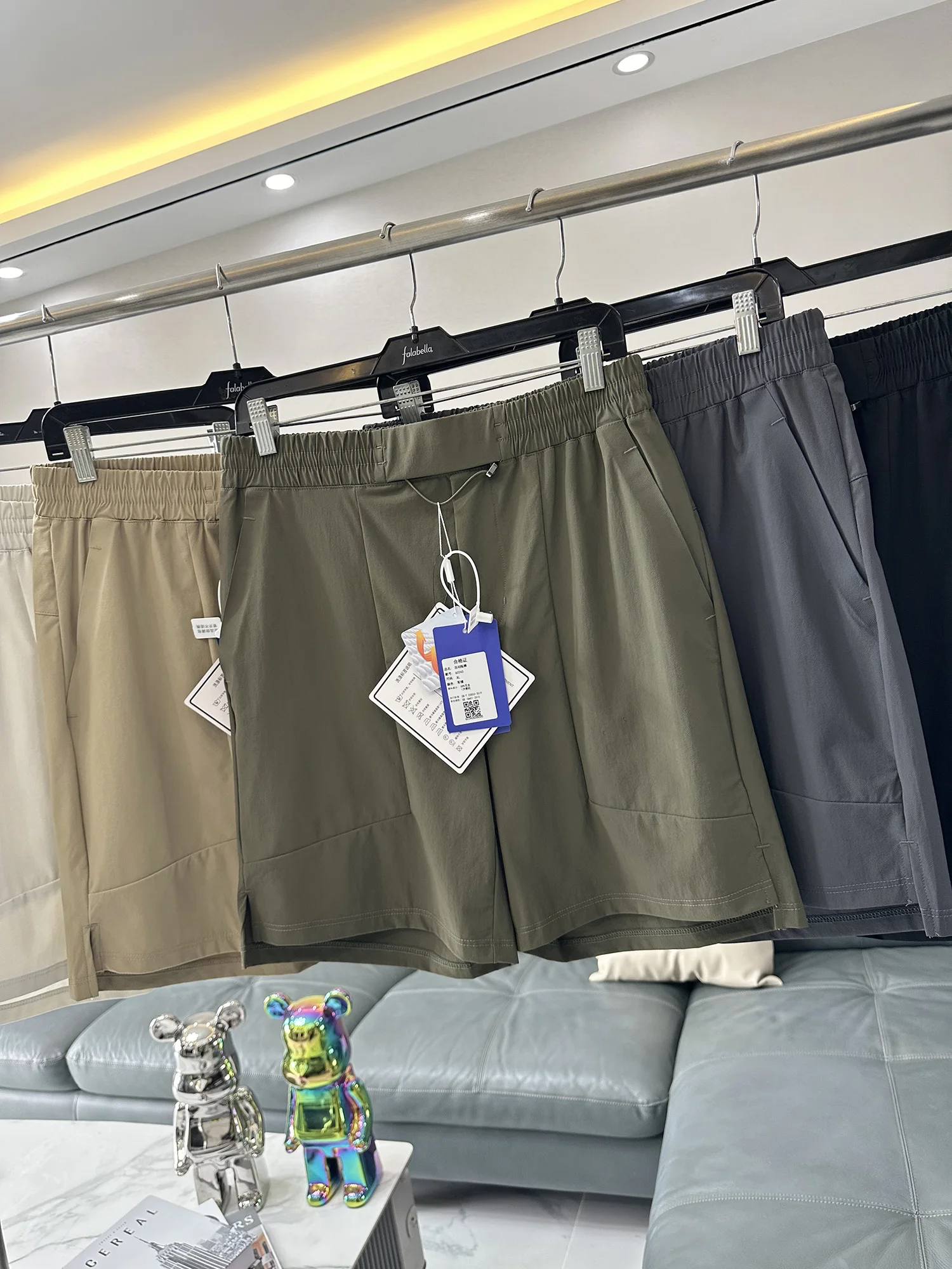 Quick Dry Ice Silk Elastic Waist Casual Outdoor Men's Shorts Five Inches Length Sports City Commuting Trendy Style Shorts
Quick Dry Ice Silk Elastic Waist Casual Outdoor Men's Shorts Five Inches Length Sports City Commuting Trendy Style Shorts