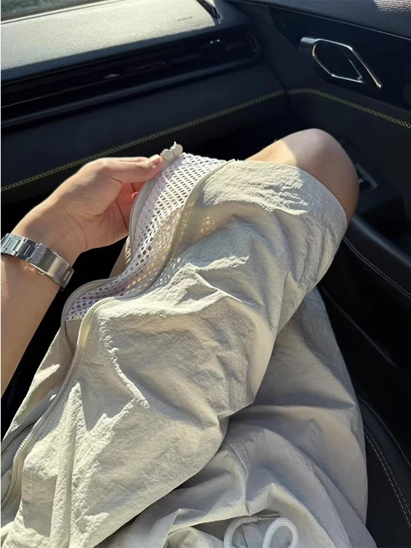 Men's Sporty Mesh Breathable Short Pants Summer Thin Outdoor Climbing Quick Dry American Middle Pants Five Shorts Trendy
Men's Sporty Mesh Breathable Short Pants Summer Thin Outdoor Climbing Quick Dry American Middle Pants Five Shorts Trendy