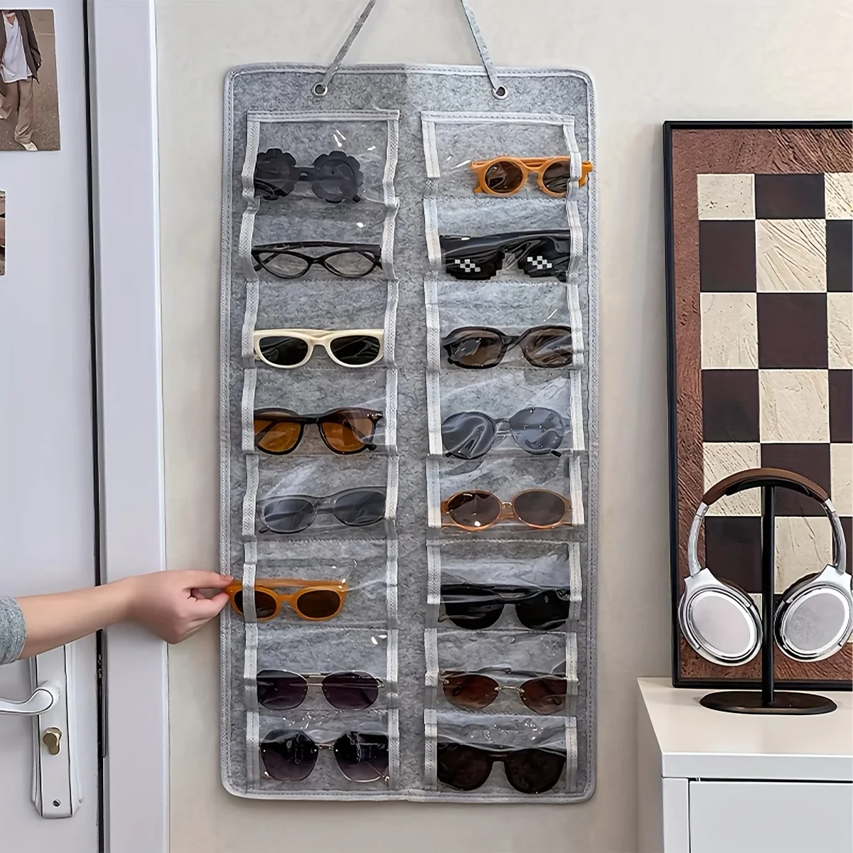 1pc Wall-Mounted Glasses Organizer with 16 Felt Slots - Dust-Proof,Multi-Functional Hanging Organizer for Home/Office
1pc Wall-Mounted Glasses Organizer with 16 Felt Slots - Dust-Proof,Multi-Functional Hanging Organizer for Home/Office
