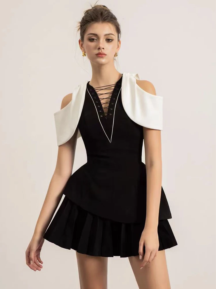 Hebe Style Color Block Dress Women's Summer New High-End Luxury Lady Waist Cinched Gown Elegant A-Line Short Skirt V-Neck
Hebe Style Color Block Dress Women's Summer New High-End Luxury Lady Waist Cinched Gown Elegant A-Line Short Skirt V-Neck