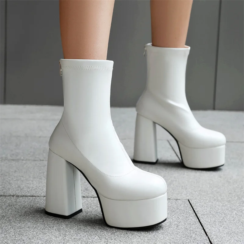 Drop Ship Plus Size 45 Punk Mature Ladies Ankle Modern Botas Back Zip Block High Heel White Party Shoes for Women Autumn 2024
Drop Ship Plus Size 45 Punk Mature Ladies Ankle Modern Botas Back Zip Block High Heel White Party Shoes for Women Autumn 2024