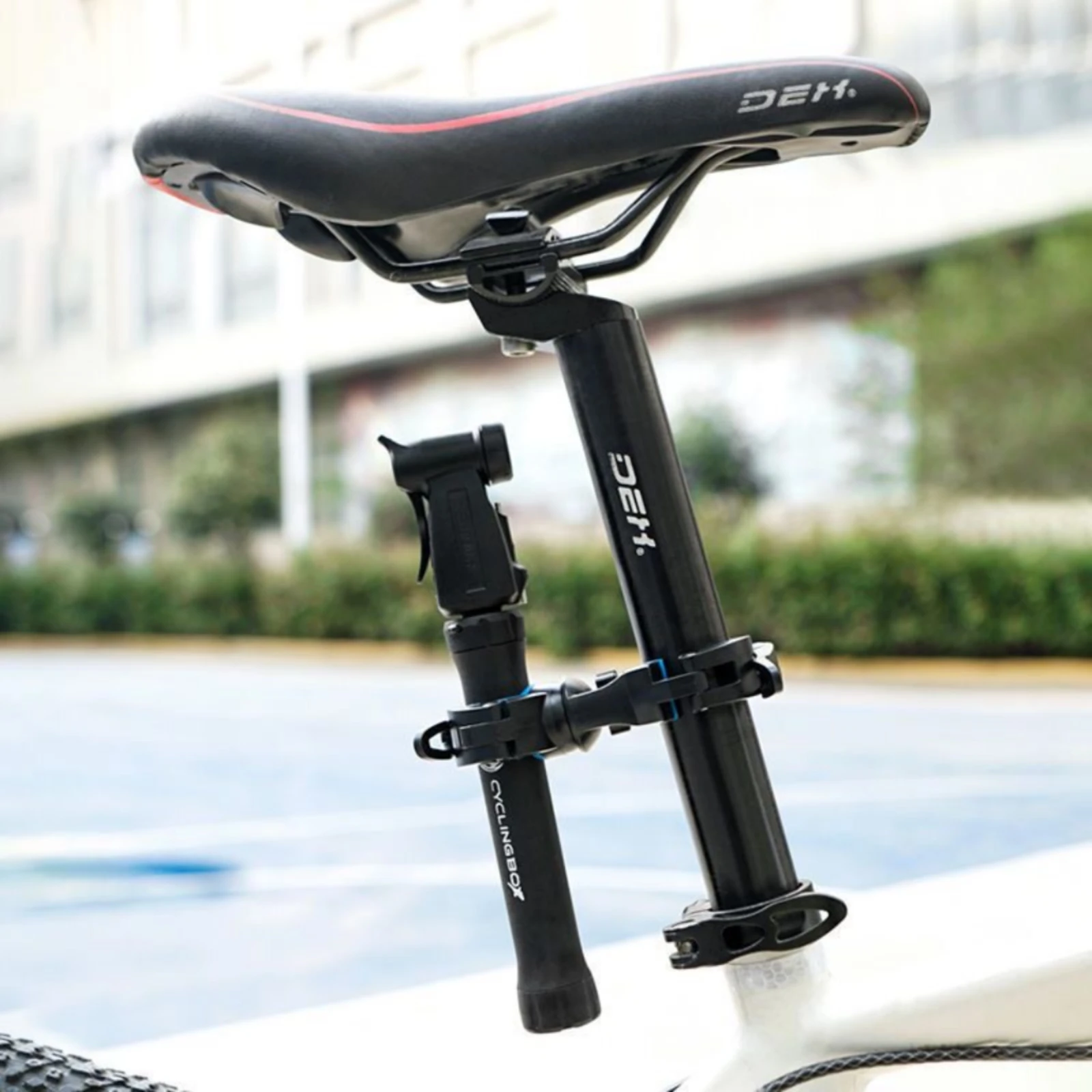 Cycle Light Mount Compact Handlebar Flashlight Holder Flashlight Clamp Mount Adjustable Size Clamp Bike Light Holder
Cycle Light Mount Compact Handlebar Flashlight Holder Flashlight Clamp Mount Adjustable Size Clamp Bike Light Holder