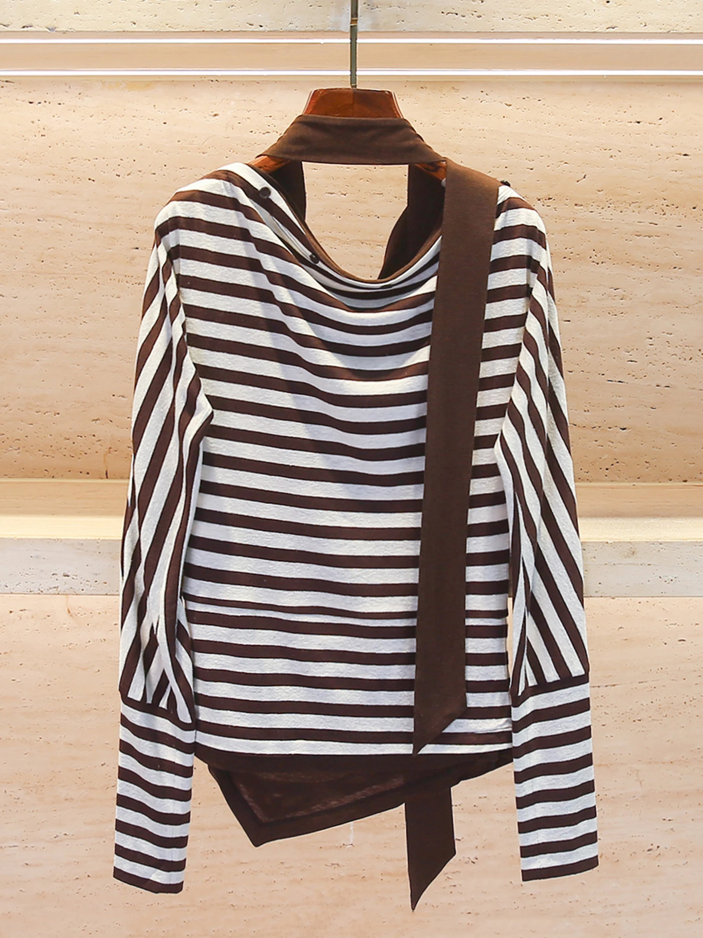 Summer New Arrival Women's Knitted Stripe Sash T-shirt Loose Fit Long Sleeve Commute Style Breathable Comfortable Chinese Brand
Summer New Arrival Women's Knitted Stripe Sash T-shirt Loose Fit Long Sleeve Commute Style Breathable Comfortable Chinese Brand