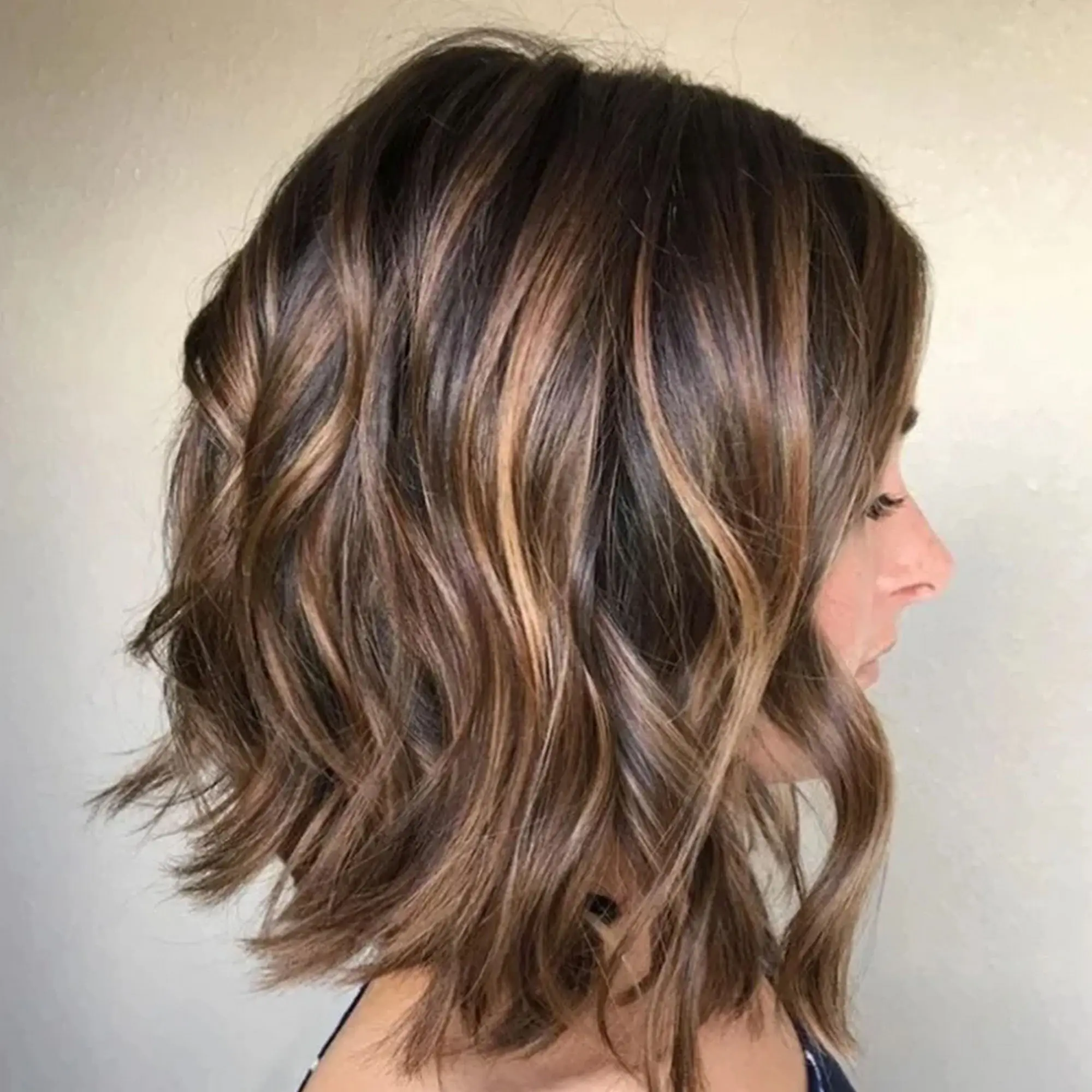 Синтетический парик с кружевной передней частью 13x4, средней длины, волнистый, коричневый, термостойкий, для женщин, 14 дюймов, повседневный парик
Синтетический парик с кружевной передней частью 13x4, средней длины, волнистый, коричневый, термостойкий, для женщин, 14 дюймов, повседневный парик