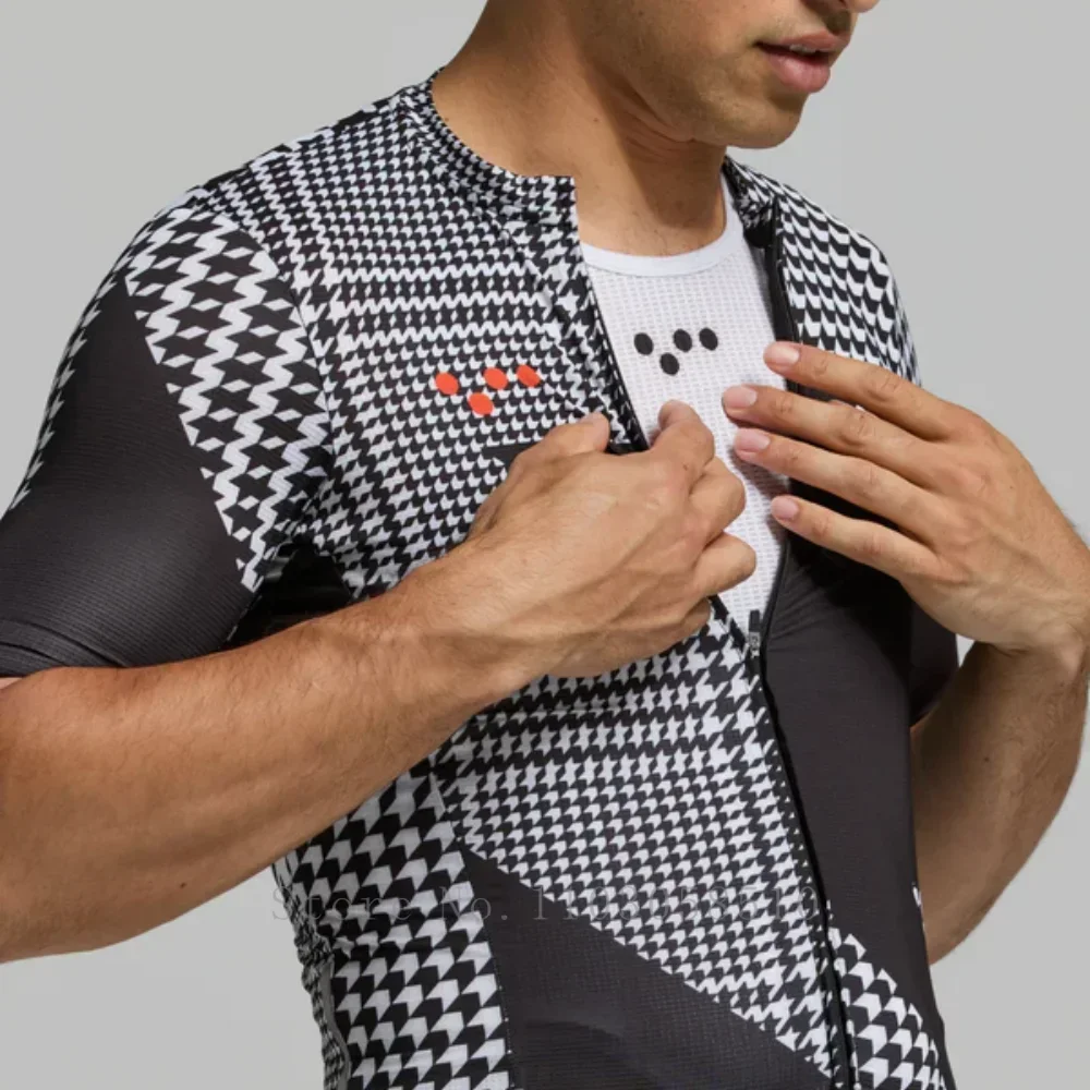 pedla Men's Short Sleeve Cycling Jersey Quick Dry Bicycle Clothing For Mountain Road Cycling Lightweight Sport Top high quality
pedla Men's Short Sleeve Cycling Jersey Quick Dry Bicycle Clothing For Mountain Road Cycling Lightweight Sport Top high quality