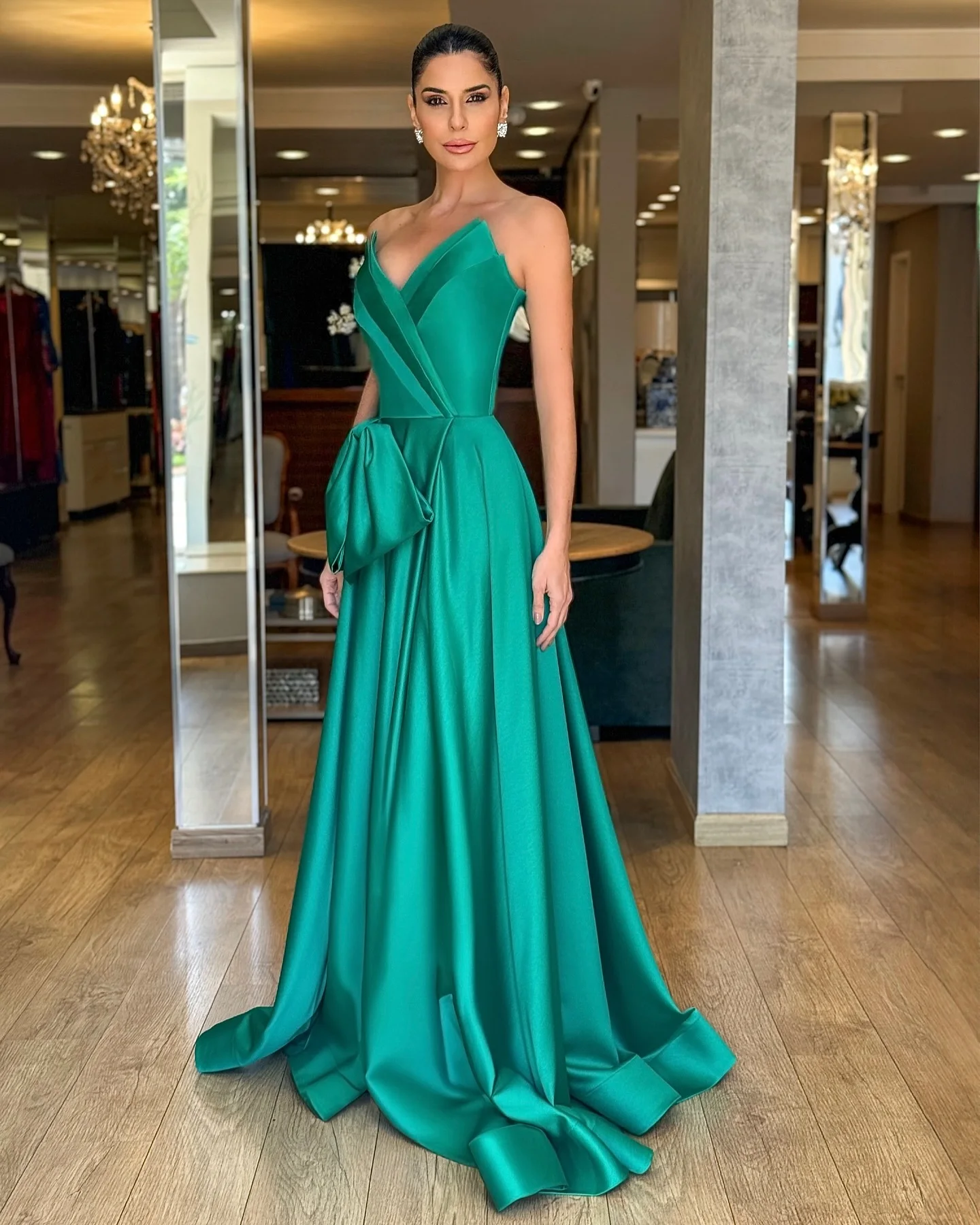 Customized Delicate Sweetheart Bow Evening Dresses Temperament Satin Pleats Photo Color Vestido De Festa Vestido De Noche
Customized Delicate Sweetheart Bow Evening Dresses Temperament Satin Pleats Photo Color Vestido De Festa Vestido De Noche