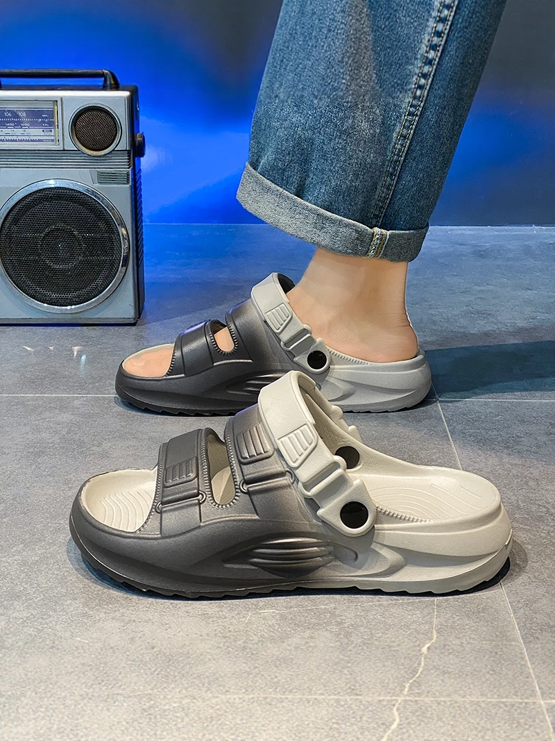 Men's Summer 2026 New Outdoor Anti-slip Home Casual Driving Dual-use Beach Water-crossing Sandals Wear-resistant Thick Bottom
Men's Summer 2026 New Outdoor Anti-slip Home Casual Driving Dual-use Beach Water-crossing Sandals Wear-resistant Thick Bottom