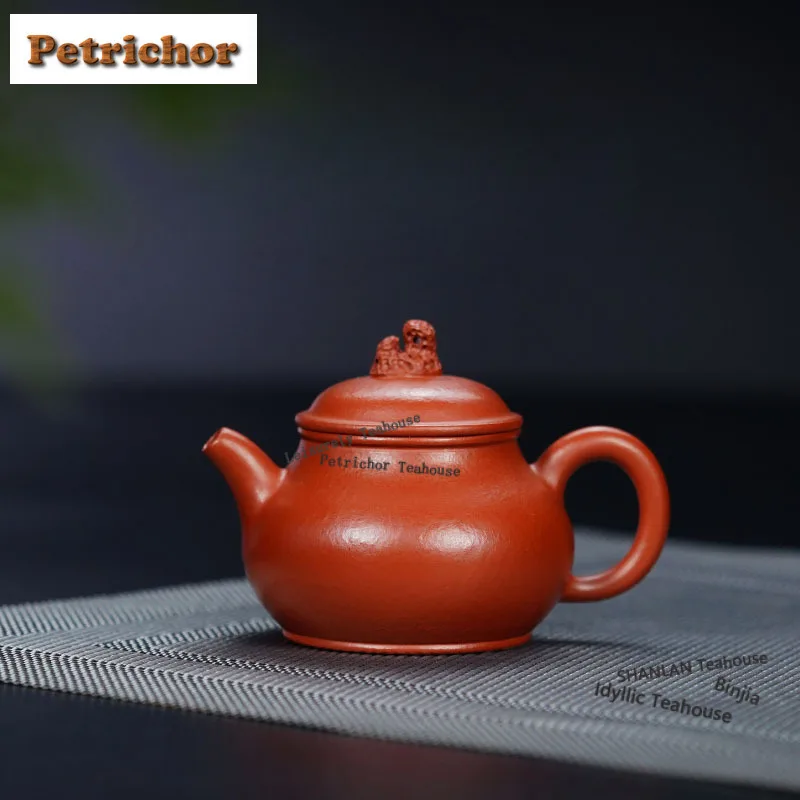 80ML Yixing Purple Clay Teapots Master Handmade Pan Pot Raw Ore Zhu Mud Tea Maker Kettle With Infuser Zisha Tea Set Collection
80ML Yixing Purple Clay Teapots Master Handmade Pan Pot Raw Ore Zhu Mud Tea Maker Kettle With Infuser Zisha Tea Set Collection