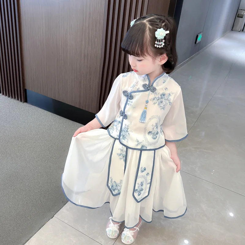 Летний костюм для девочек Hanfu, сетчатая юбка с рукавом семь восьмых, комплект из двух предметов, Детская Весенняя юбка принцессы с вышивкой, китайский стиль
Летний костюм для девочек Hanfu, сетчатая юбка с рукавом семь восьмых, комплект из двух предметов, Детская Весенняя юбка принцессы с вышивкой, китайский стиль