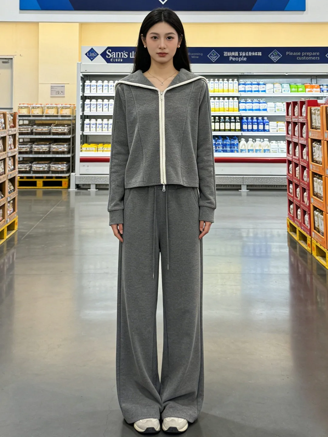 Grey Casual Sporty Two-Piece Set for Women Spring 2026 Korean Style Loose Fit Hoodie And Wide Leg Pants Comfortable Fashion
Grey Casual Sporty Two-Piece Set for Women Spring 2026 Korean Style Loose Fit Hoodie And Wide Leg Pants Comfortable Fashion