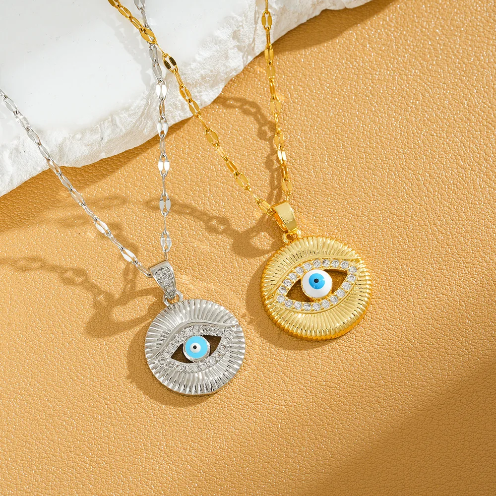This latest best-selling Devil's Eye blue eye titanium steel necklace is perfect for women with Turkish eyes
This latest best-selling Devil's Eye blue eye titanium steel necklace is perfect for women with Turkish eyes
