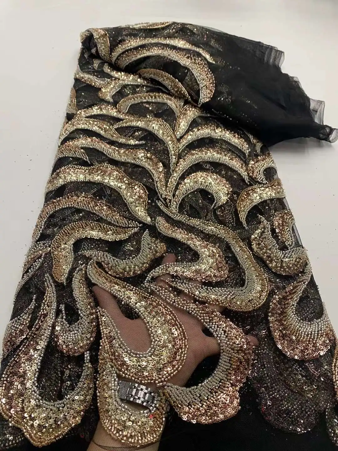 African Beaded Lace Fabric French Tulle Lace 2025 High Quality Groom Nigerian Sequins Lace For Women Wedding Party Dress Sewing
African Beaded Lace Fabric French Tulle Lace 2025 High Quality Groom Nigerian Sequins Lace For Women Wedding Party Dress Sewing