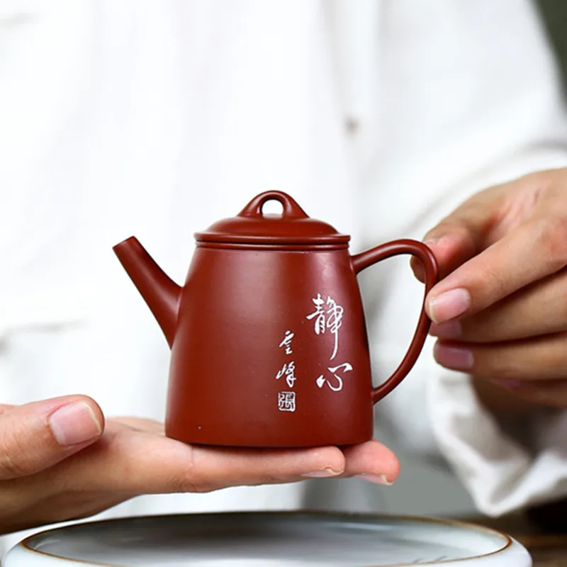 100ml Yixing Purple Clay Teapots Raw Ore Dahongpao Small Capacity Tea Pot Handmade Zisha Kettle Chinese Tea Set Customized
100ml Yixing Purple Clay Teapots Raw Ore Dahongpao Small Capacity Tea Pot Handmade Zisha Kettle Chinese Tea Set Customized