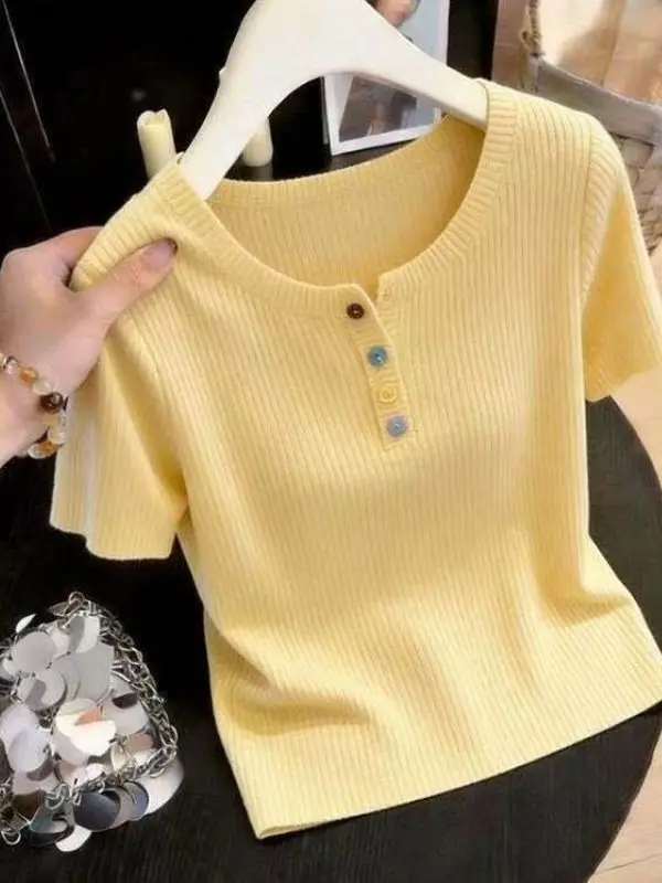 Summer Knitted round Neck Short Sleeve T-Shirt Pure Color Versatile Top Breathable Soft Medium Thickness Women's Fashion
Summer Knitted round Neck Short Sleeve T-Shirt Pure Color Versatile Top Breathable Soft Medium Thickness Women's Fashion
