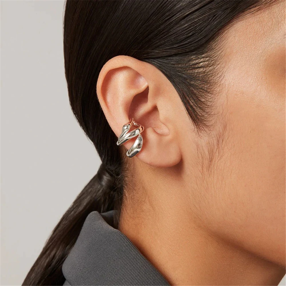 Stylish Small Multi-Layer Elegant Light Luxury Temperament Ear clip, Suitable For Women To Match
Stylish Small Multi-Layer Elegant Light Luxury Temperament Ear clip, Suitable For Women To Match