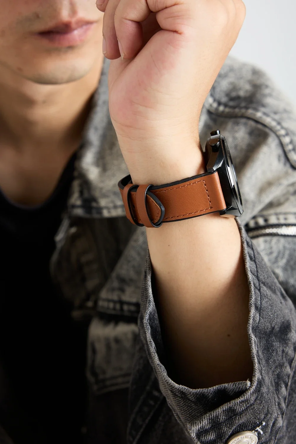 Fashion silicone leather strap loop band For Samsung Galaxy Watch 7 FE 5 Pro 4 6 classic 44mm 40mm bracelet correa Galaxy Watch
Fashion silicone leather strap loop band For Samsung Galaxy Watch 7 FE 5 Pro 4 6 classic 44mm 40mm bracelet correa Galaxy Watch