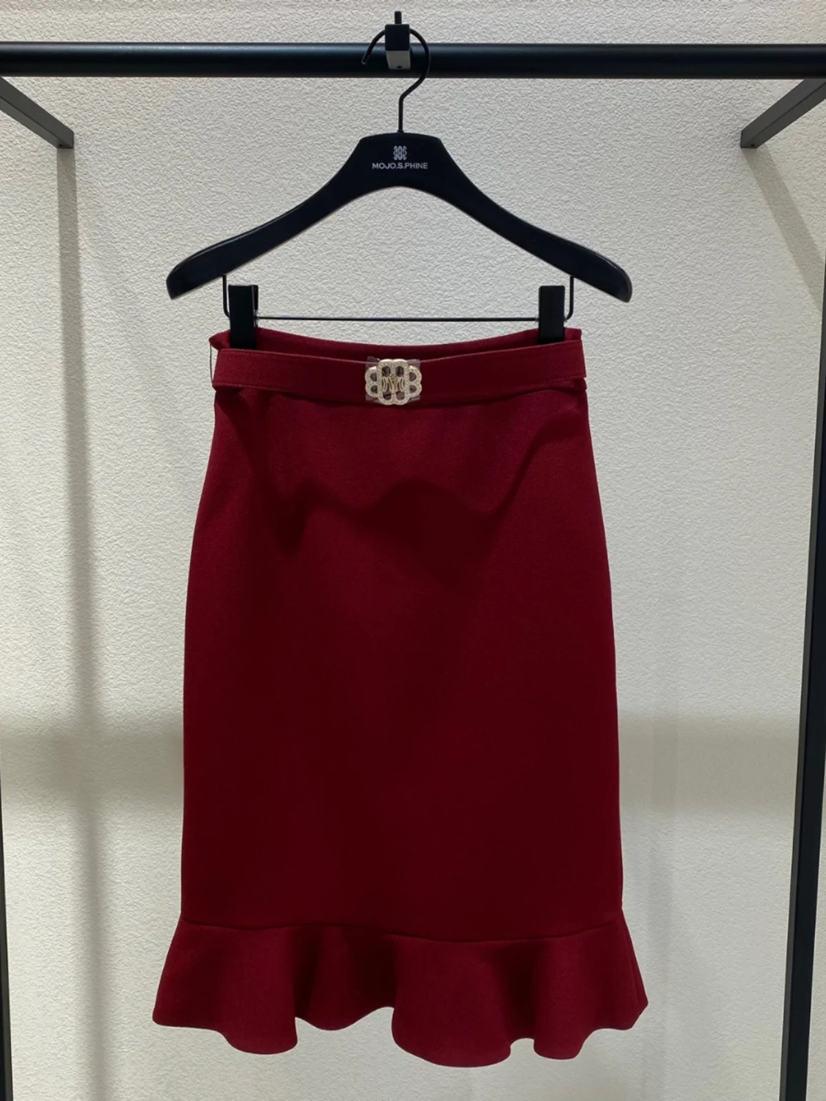 Elegant Midi Length Fashionable Commute Ready Slim Fit Half Skirt with Lace Trim High Waist Polyester Blend Fiber A-Line Skirt
Elegant Midi Length Fashionable Commute Ready Slim Fit Half Skirt with Lace Trim High Waist Polyester Blend Fiber A-Line Skirt