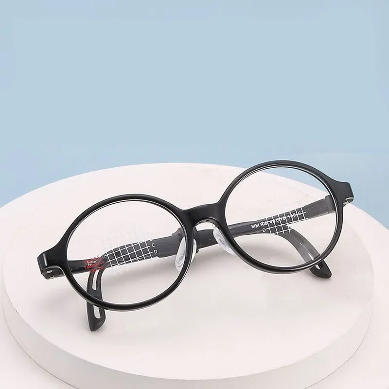 Children's Glasses Frame, Silicone Nose Pad, Free Accessory Box, Children's Frames Can Be Equipped with Anti-blue Myopia Glasses
Children's Glasses Frame, Silicone Nose Pad, Free Accessory Box, Children's Frames Can Be Equipped with Anti-blue Myopia Glasses