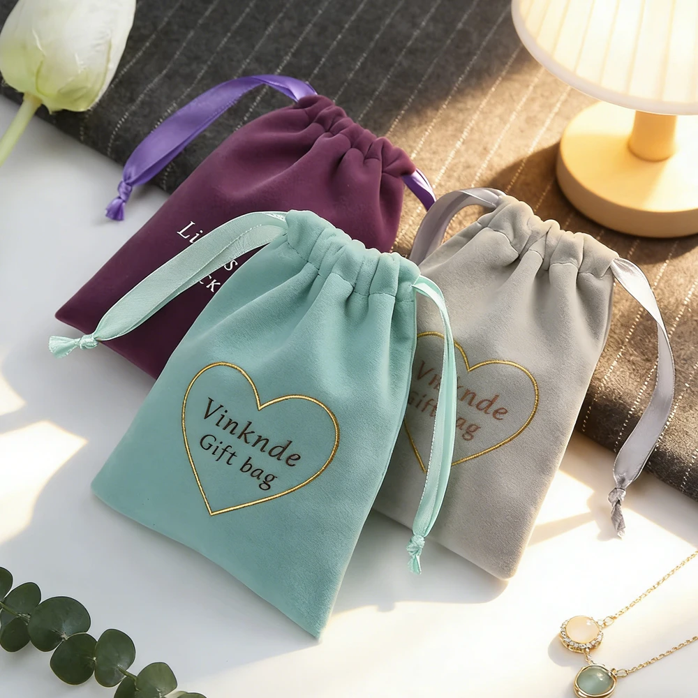 50/100Pcs Custom Logo Velvet Jewelry Bag Drawstring with Ribbon Small Pouches for Wedding Candy Bag Earring Packing Organizer
50/100Pcs Custom Logo Velvet Jewelry Bag Drawstring with Ribbon Small Pouches for Wedding Candy Bag Earring Packing Organizer