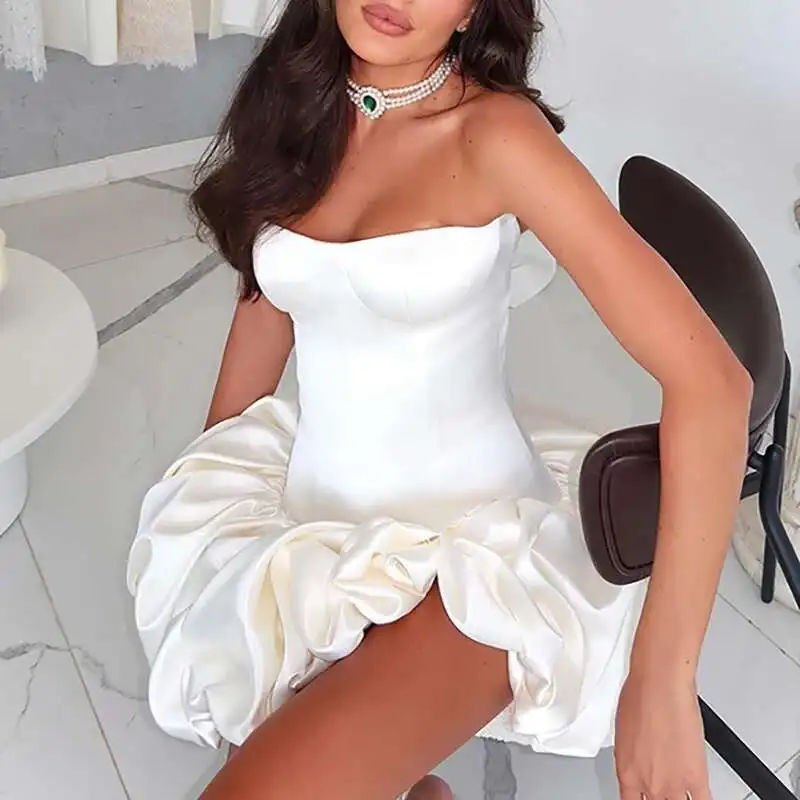 Женское сексуальное тонкое атласное платье без бретелек 2025 года, повседневное короткое элегантное плиссированное мини-платье без рукавов с высокой талией, Vestidos
Женское сексуальное тонкое атласное платье без бретелек 2025 года, повседневное короткое элегантное плиссированное мини-платье без рукавов с высокой талией, Vestidos