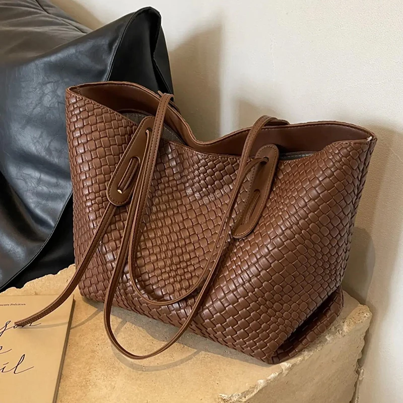 Large Capacity Woven Tote Bag, Women's Solid Color Shoulder Handbag for Daily Office Commute
Large Capacity Woven Tote Bag, Women's Solid Color Shoulder Handbag for Daily Office Commute