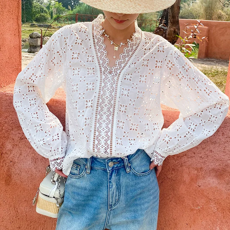 French Retro Hollow out Embroidery Shirt Bohemian Summer Vacation Top For Women
French Retro Hollow out Embroidery Shirt Bohemian Summer Vacation Top For Women