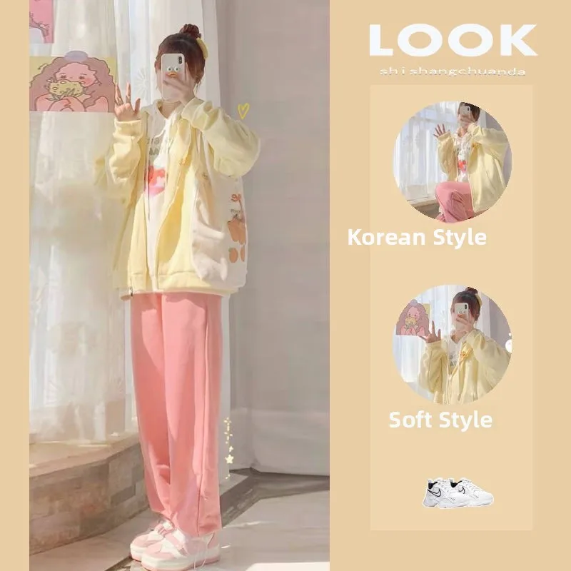 Sweet Gentle Spring Autumn 2026 Student Uniform Yellow Sweatshirt Thin Jacket Women's Trousers Two-Piece Set Casual Sportswear
Sweet Gentle Spring Autumn 2026 Student Uniform Yellow Sweatshirt Thin Jacket Women's Trousers Two-Piece Set Casual Sportswear