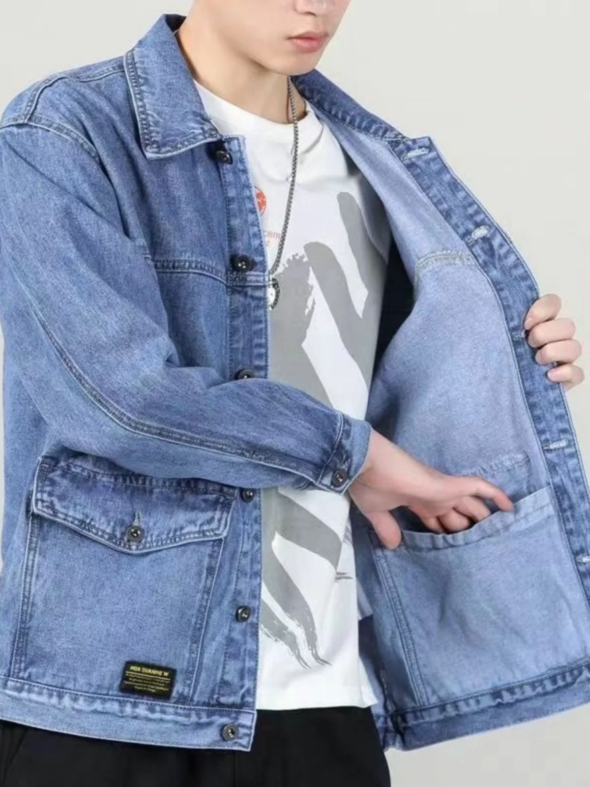 Spring High-End Men's Denim Jaet Loose Multi-ket Trendy Versatile Haome Top Large Size Collar Casual Jaet
Spring High-End Men's Denim Jaet Loose Multi-ket Trendy Versatile Haome Top Large Size Collar Casual Jaet