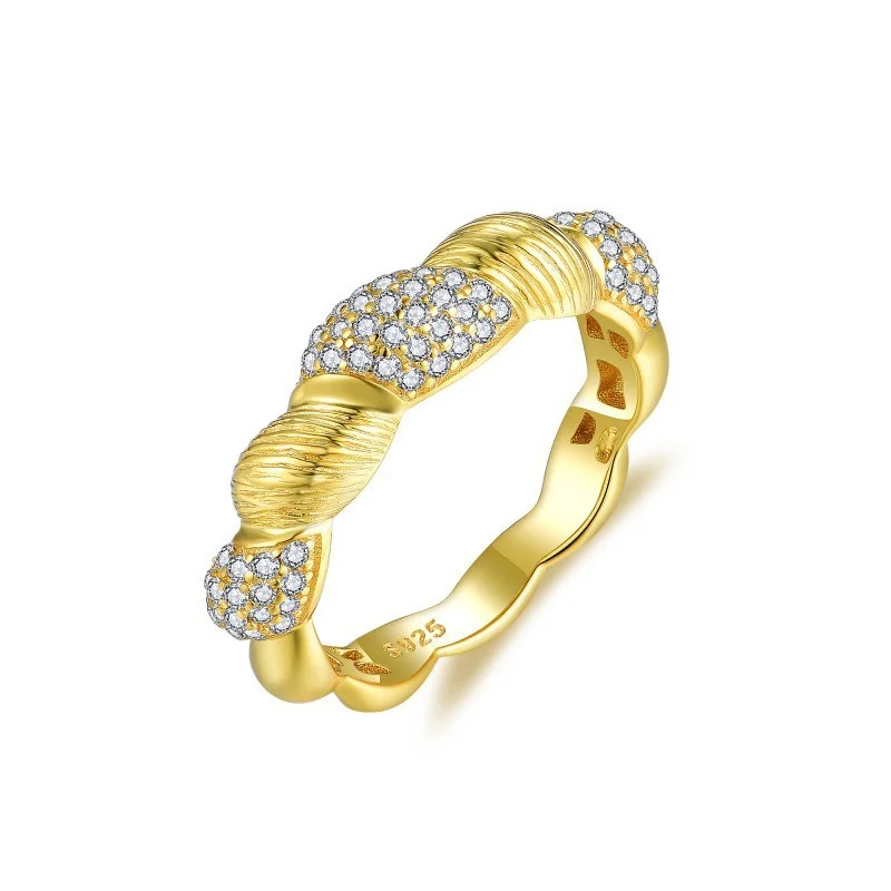 ZFSILVER Silver 925 Fashion Trend Buccellati Moissanite Gold Design Twist Row Ring For Charm Women Wedding Jewelry Gift R3-0627
ZFSILVER Silver 925 Fashion Trend Buccellati Moissanite Gold Design Twist Row Ring For Charm Women Wedding Jewelry Gift R3-0627