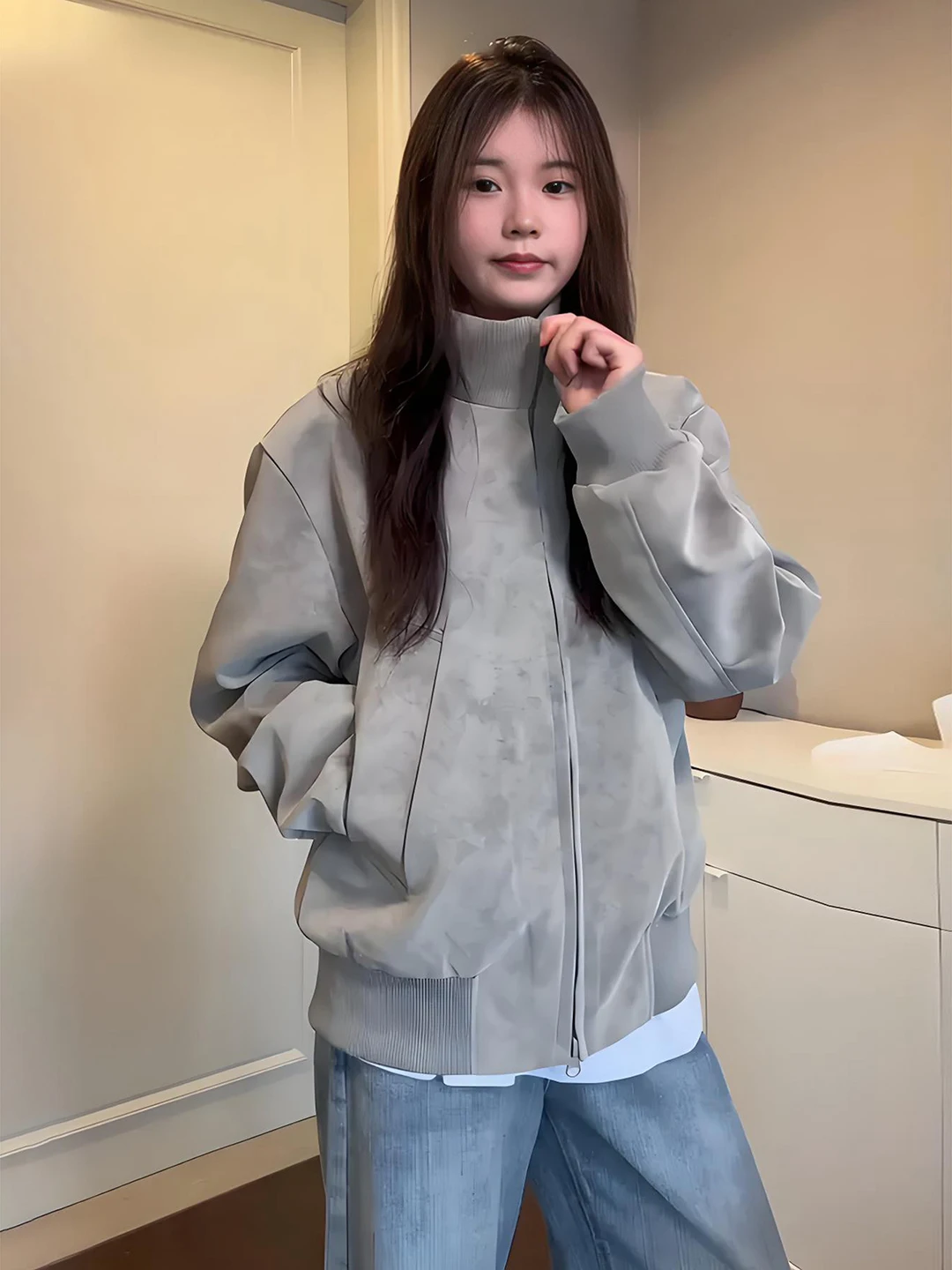 Light ey Matte Dyed Cotton Jaet Men's ort Fce Lined Stand Collar American Sle Flight Jaet Outerwear for Autumn W...
Light ey Matte Dyed Cotton Jaet Men's ort Fce Lined Stand Collar American Sle Flight Jaet Outerwear for Autumn W...