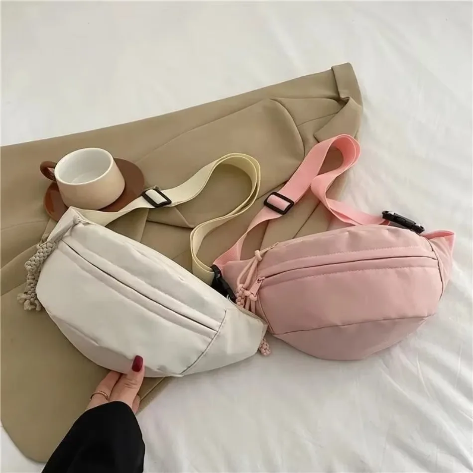 New Trendy Crossbody Bag Summer Sports Chest Bag Niche Versatile Canvas Casual Bag for Women
New Trendy Crossbody Bag Summer Sports Chest Bag Niche Versatile Canvas Casual Bag for Women