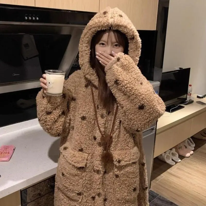 Женский комплект для сна: пижама с утолщенным флисом для тепла и домашнего использования, фланелевая ночная сорочка, индивидуальный пошив
Женский комплект для сна: пижама с утолщенным флисом для тепла и домашнего использования, фланелевая ночная сорочка, индивидуальный пошив