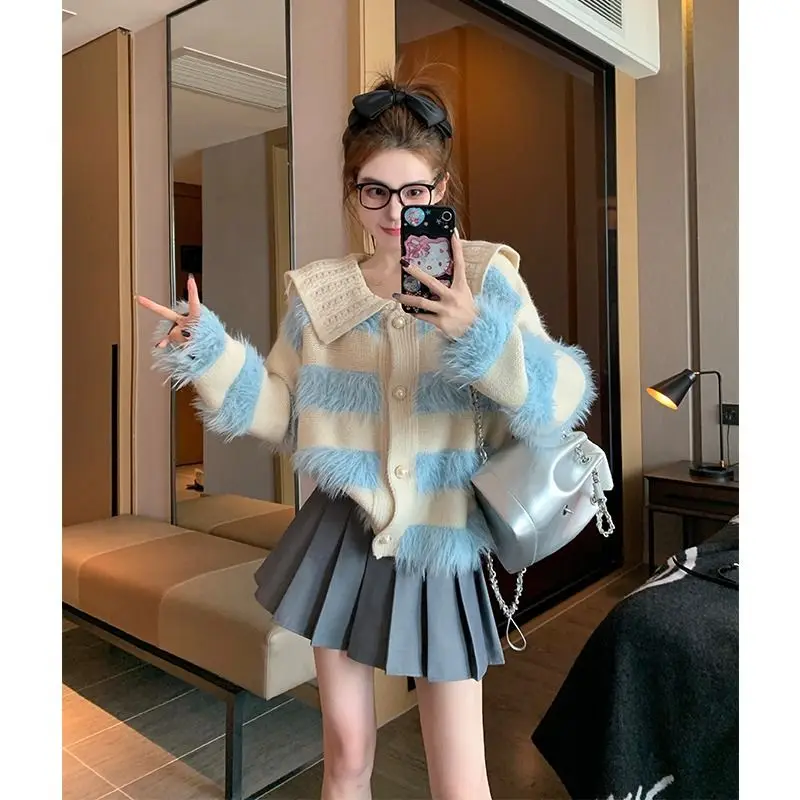 Color Blocking Striped Sweater Jacket for Women New Thick Lazy Style Knitted Cardigan Top Trendy
Color Blocking Striped Sweater Jacket for Women New Thick Lazy Style Knitted Cardigan Top Trendy