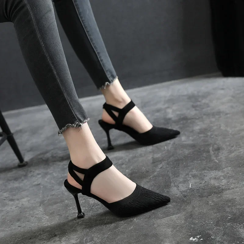 Small Size 30-44 Pointed Stiletto Heel Shoes Comfortable Summer Breathable Sandals Women Black Heels
Small Size 30-44 Pointed Stiletto Heel Shoes Comfortable Summer Breathable Sandals Women Black Heels