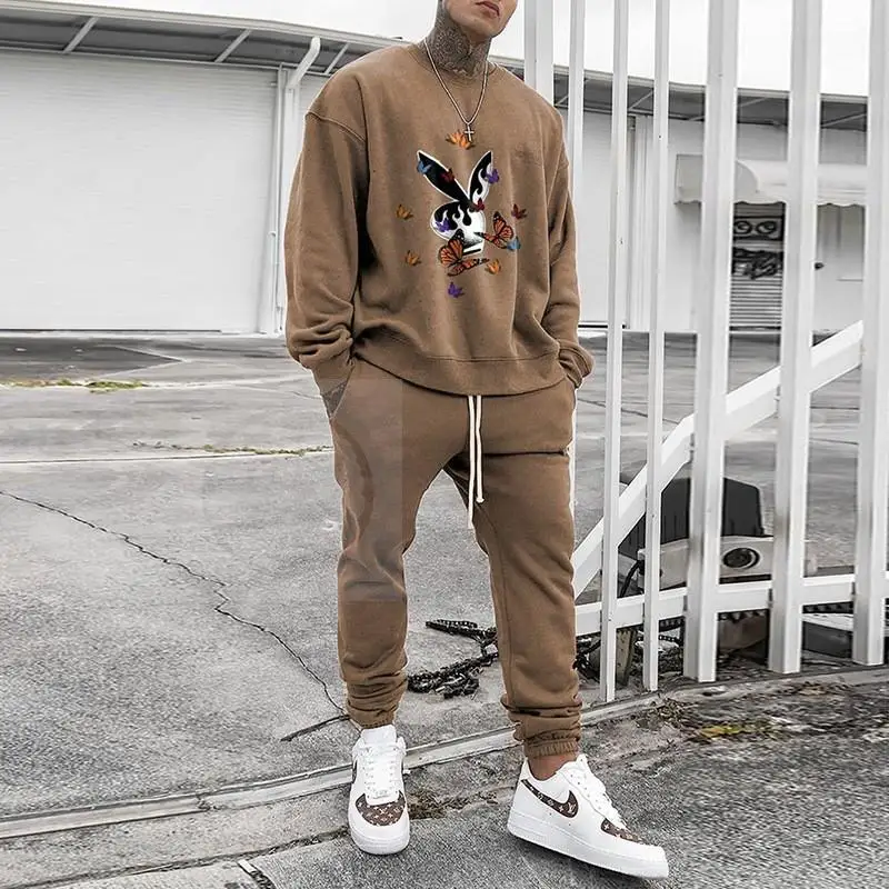 Мужской комплект из свитера и брюк: осенний, с круглым вырезом, с капюшоном, удобный крой, повседневная одежда
Мужской комплект из свитера и брюк: осенний, с круглым вырезом, с капюшоном, удобный крой, повседневная одежда