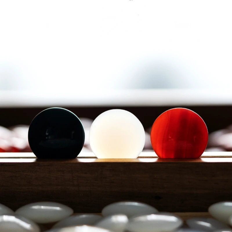 Natural high-end agate children's beginner Gomoku student jade, black, red, and white Go can set portable
Natural high-end agate children's beginner Gomoku student jade, black, red, and white Go can set portable