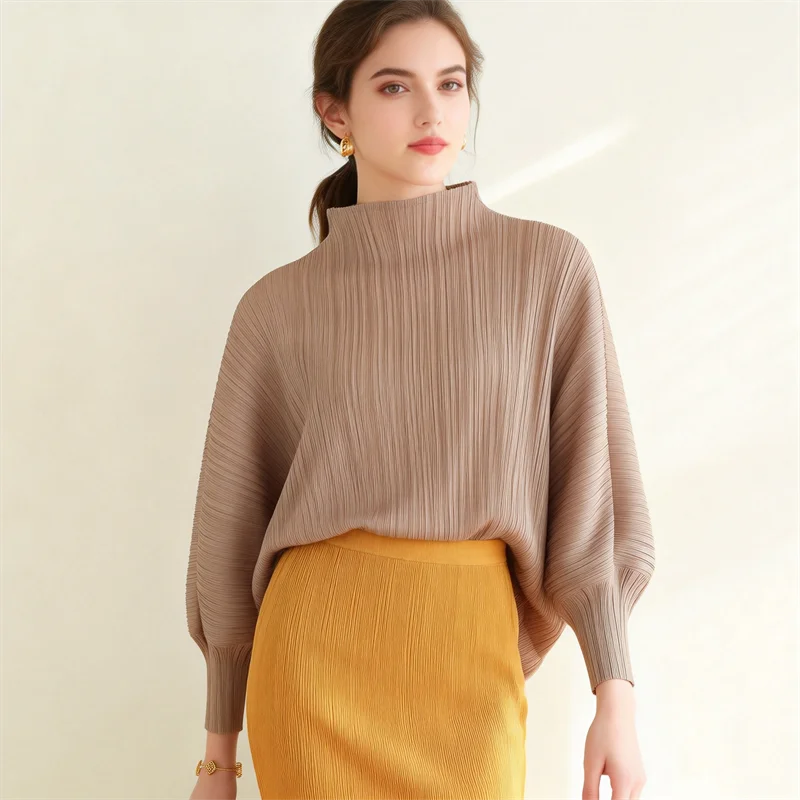 Miyake Style High-end Pleated Women's T-shirt Casual Chic Half Turtleneck Stretch Loose Silhouette Pullover Niche Design Top
Miyake Style High-end Pleated Women's T-shirt Casual Chic Half Turtleneck Stretch Loose Silhouette Pullover Niche Design Top