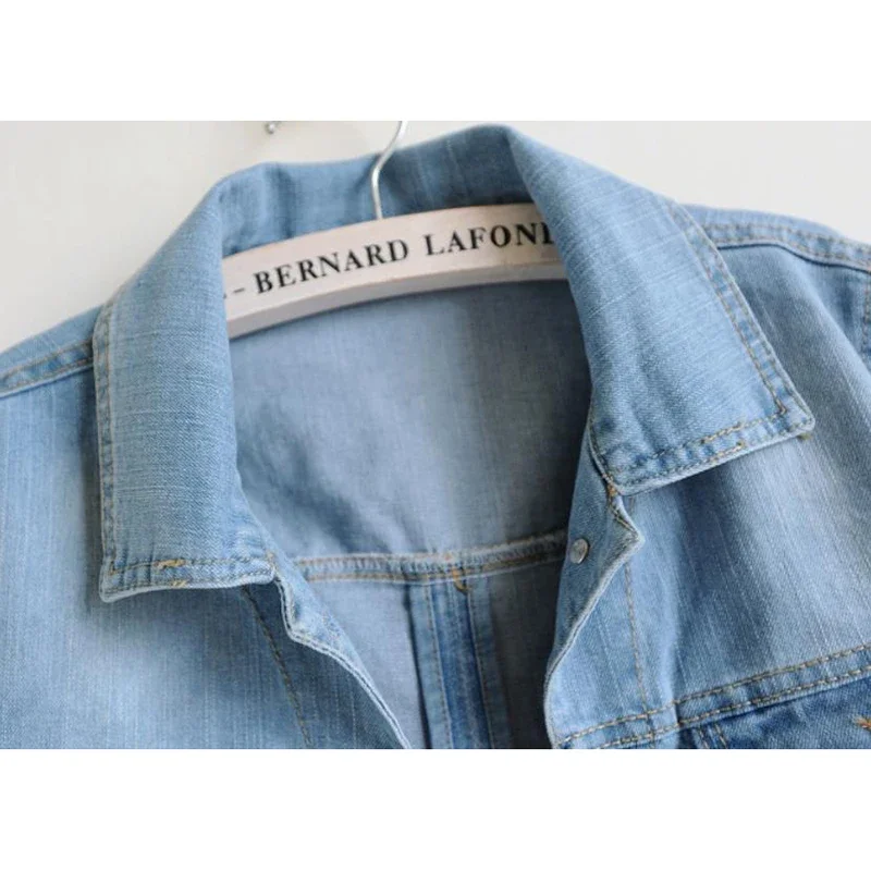 Spring Summer Women Short Sleeve Pocket Denim Jacket Slim Short Cowboy Outerwear Korean Vintage Blue Jeans Jacket Coat Female
Spring Summer Women Short Sleeve Pocket Denim Jacket Slim Short Cowboy Outerwear Korean Vintage Blue Jeans Jacket Coat Female