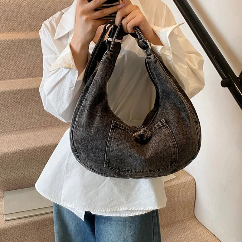 Luxury Embroidered Canvas Tote For Women Intricate Threadwork On Durable Material With Leather Accent Details
Luxury Embroidered Canvas Tote For Women Intricate Threadwork On Durable Material With Leather Accent Details