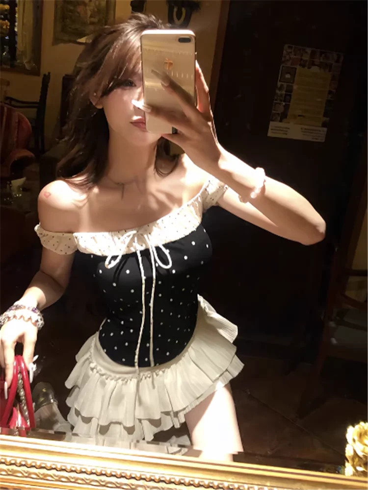 Slash Neck Retro Polka Dot Short Tank Top Spicy Girl Strapless Off Shoulder Color Block Slim Shirt Summer Chic T Shirt Crop Top
Slash Neck Retro Polka Dot Short Tank Top Spicy Girl Strapless Off Shoulder Color Block Slim Shirt Summer Chic T Shirt Crop Top