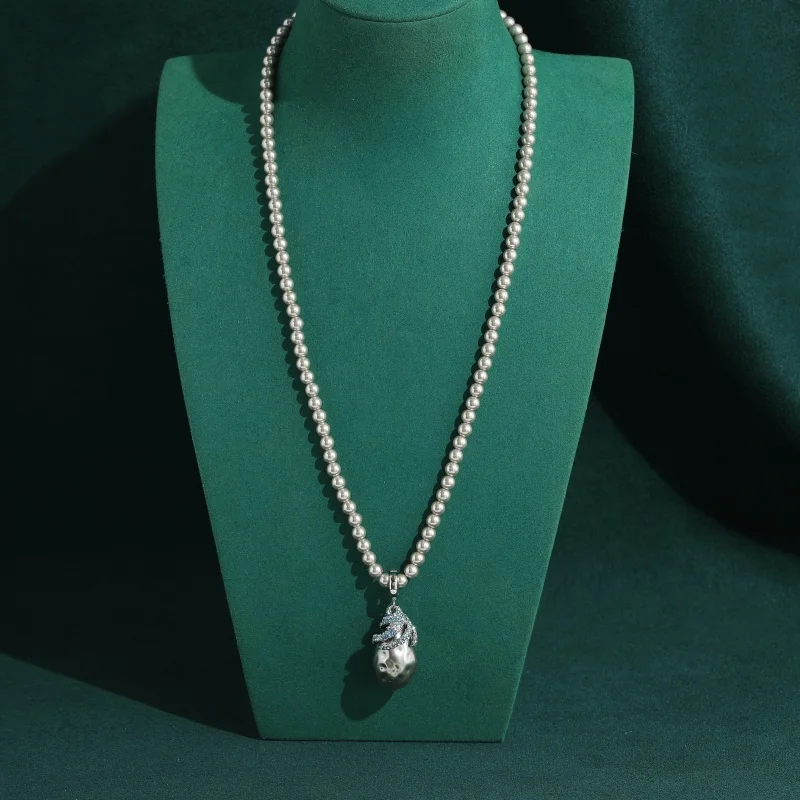 Vintage Baroque Pearl Grey Beads Pendent Necklace Hanging Irregular Colorful Rhinestone Silver Color Woman Quality Party Jewelry
Vintage Baroque Pearl Grey Beads Pendent Necklace Hanging Irregular Colorful Rhinestone Silver Color Woman Quality Party Jewelry